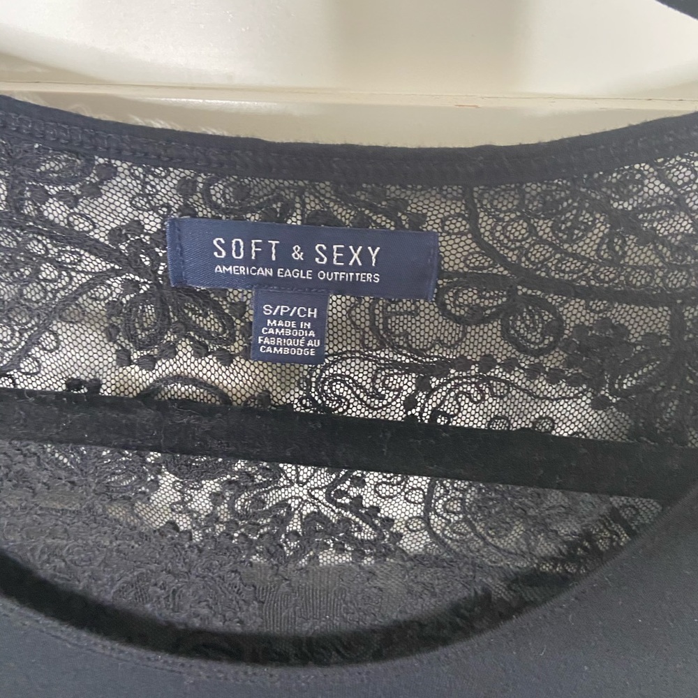 American Eagle Black Long sleeve